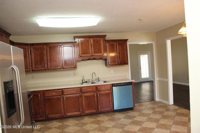 910 Scotch Pine Cove, Southaven, MS 38671