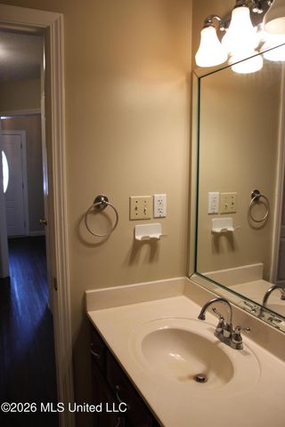 910 Scotch Pine Cove, Southaven, MS 38671