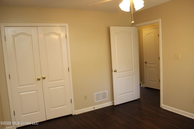 910 Scotch Pine Cove, Southaven, MS 38671