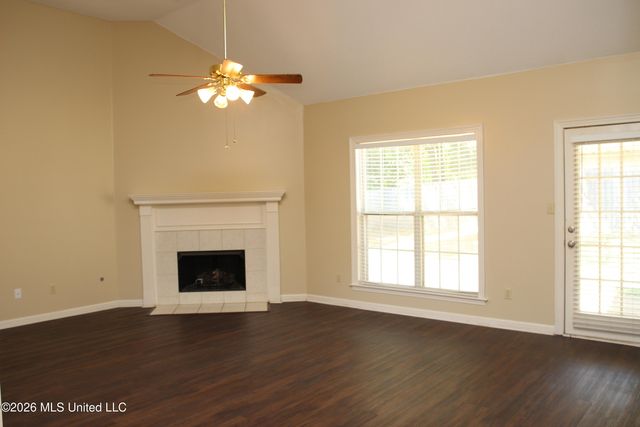910 Scotch Pine Cove, Southaven, MS 38671