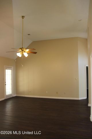 910 Scotch Pine Cove, Southaven, MS 38671