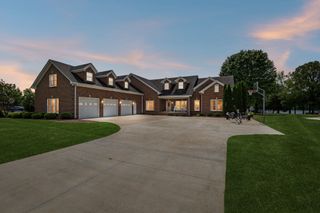 658 Shasteen Bend Dr, Winchester, TN 37398