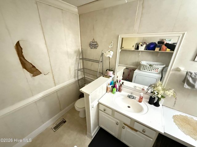 111 Moore Allen Street, Dudley, NC 28333