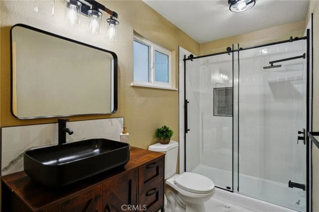 22831 Waters Drive, Crestline, CA 92325