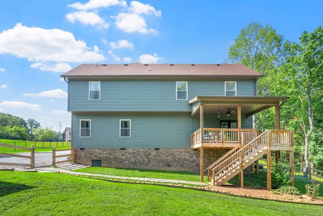 1415 Southside Rd, Southside, TN 37171