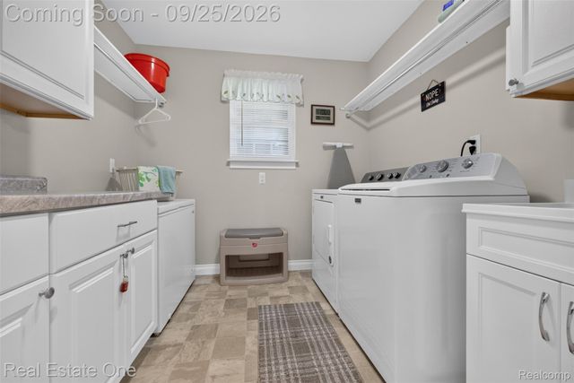 10152 Oakhill Road, Springfield Charter Township, MI 48442