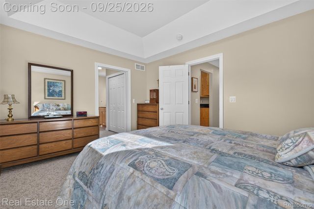10152 Oakhill Road, Springfield Charter Township, MI 48442