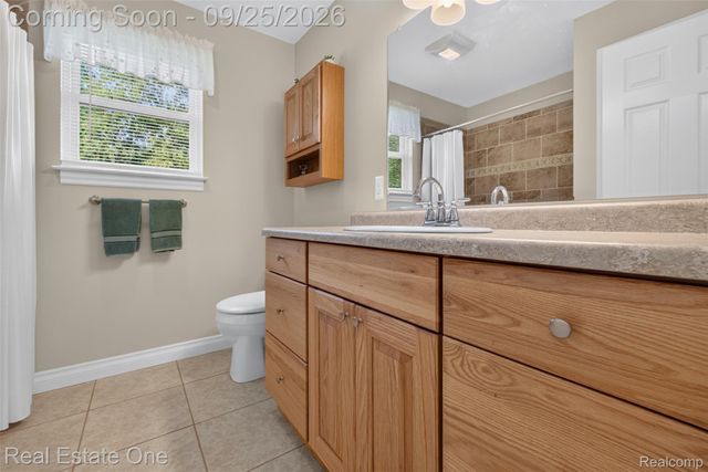10152 Oakhill Road, Springfield Charter Township, MI 48442