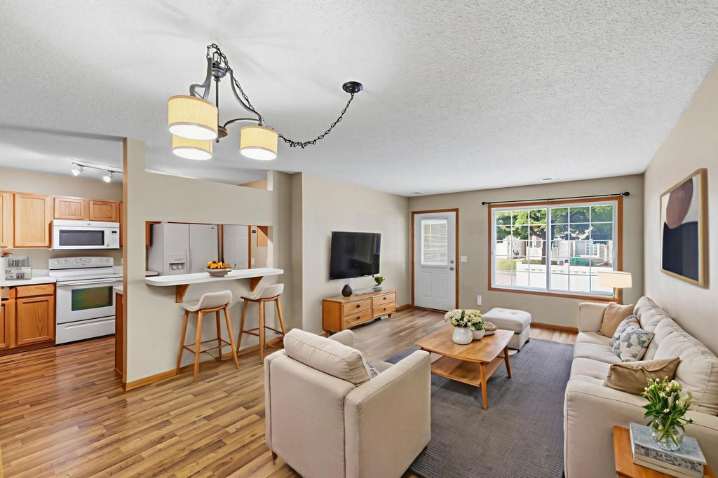 422 Leeward Trail, Woodbury, MN 55129 — photo 4