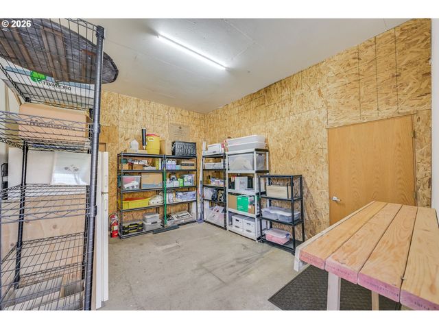 2650 VAN HORN Dr, Hood River, OR 97031