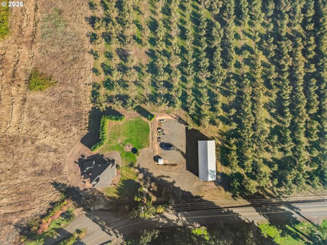 2650 VAN HORN Dr, Hood River, OR 97031