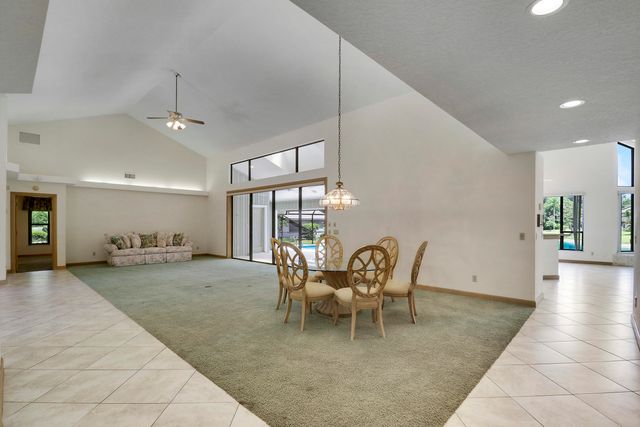 18691 SE LAKESIDE Way, Jupiter, FL 33469