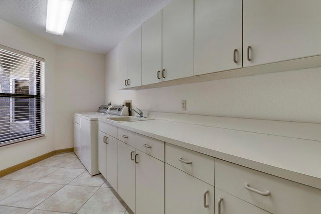 18691 SE LAKESIDE Way, Jupiter, FL 33469