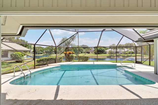 18691 SE LAKESIDE Way, Jupiter, FL 33469