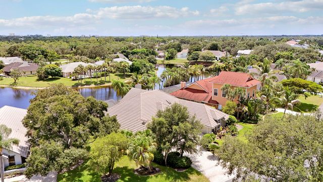 18691 SE LAKESIDE Way, Jupiter, FL 33469