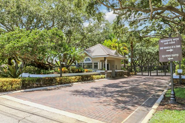 18691 SE LAKESIDE Way, Jupiter, FL 33469