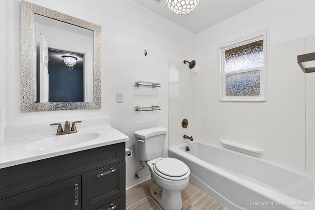 7302 Chippewa Drive, Wonder Lake, IL 60097