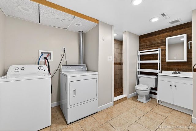 7302 Chippewa Drive, Wonder Lake, IL 60097