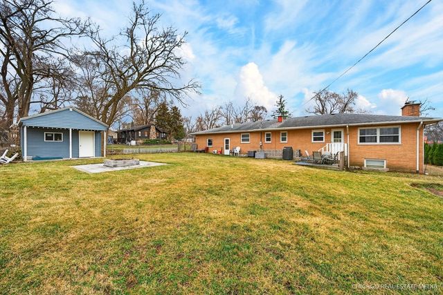 7302 Chippewa Drive, Wonder Lake, IL 60097