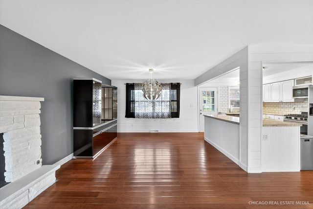 7302 Chippewa Drive, Wonder Lake, IL 60097