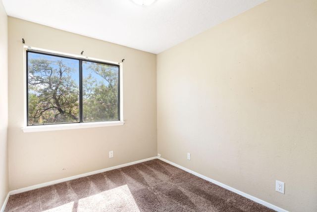 243 La Vida Nueva Del Oeste SW, Albuquerque, NM 87105