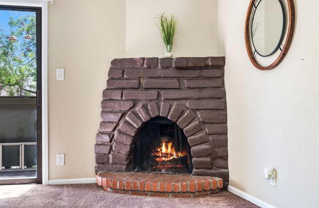 243 La Vida Nueva Del Oeste SW, Albuquerque, NM 87105