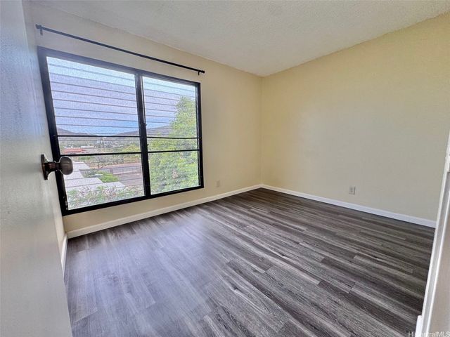 87-118 Helelua Street B305, Waianae, HI 96792