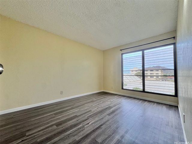 87-118 Helelua Street B305, Waianae, HI 96792