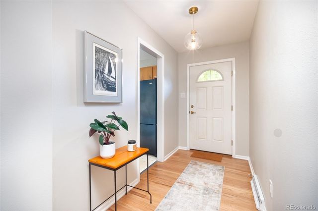 681 S Holly Street, Denver, CO 80246