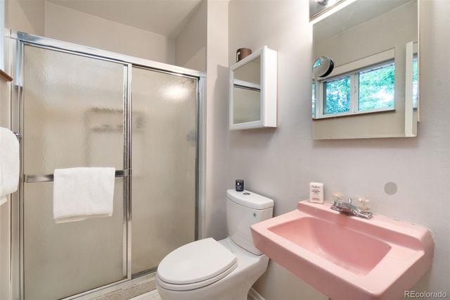 681 S Holly Street, Denver, CO 80246