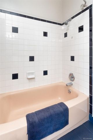 681 S Holly Street, Denver, CO 80246