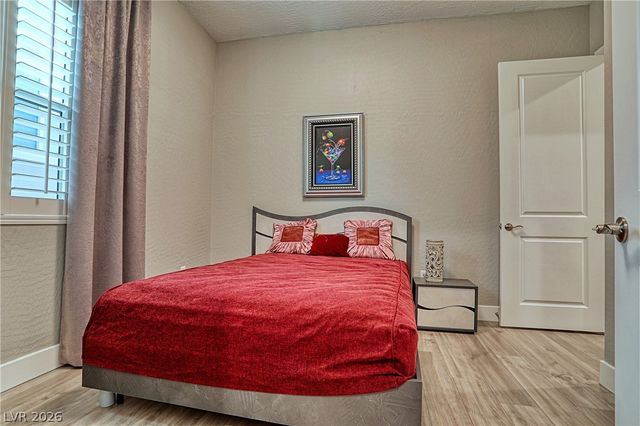 43 Autumn Palm Avenue, Henderson, NV 89011