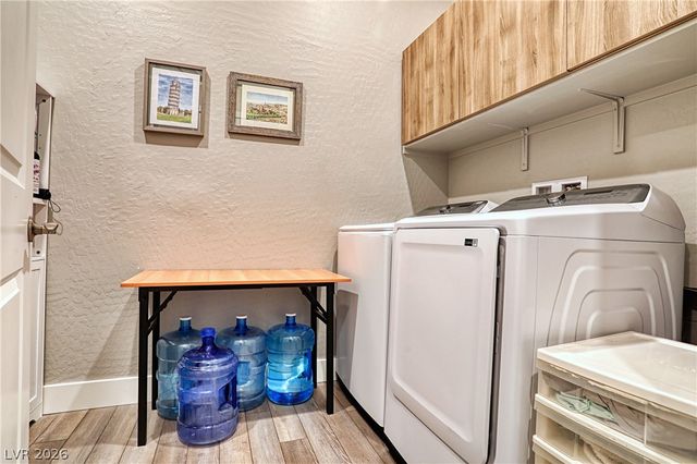 43 Autumn Palm Avenue, Henderson, NV 89011