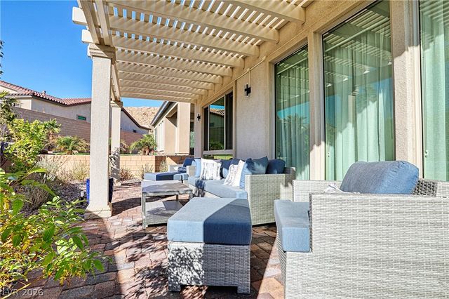 43 Autumn Palm Avenue, Henderson, NV 89011