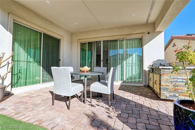 43 Autumn Palm Avenue, Henderson, NV 89011
