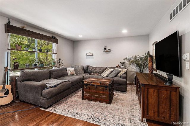 37459 Dianne Lane, Huron Charter Township, MI 48164