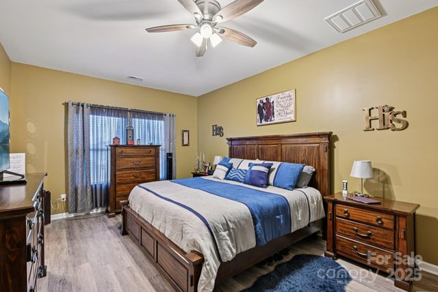 15028 Cavanshire Trail, Charlotte, NC 28278