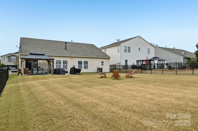 15028 Cavanshire Trail, Charlotte, NC 28278