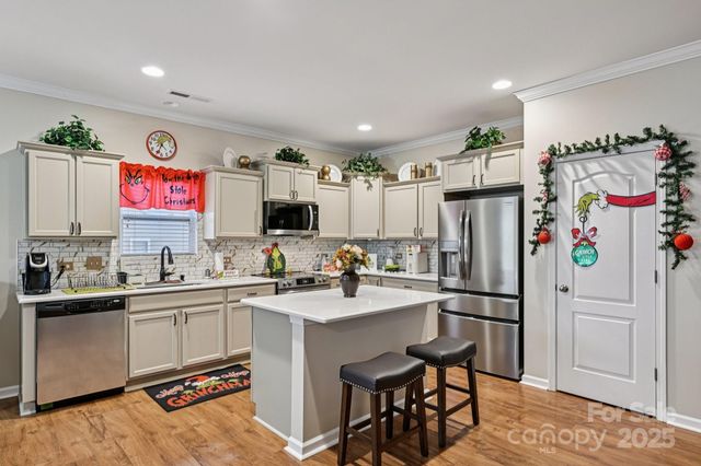 15028 Cavanshire Trail, Charlotte, NC 28278