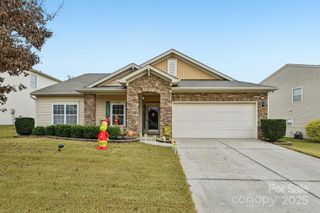 15028 Cavanshire Trail, Charlotte, NC 28278