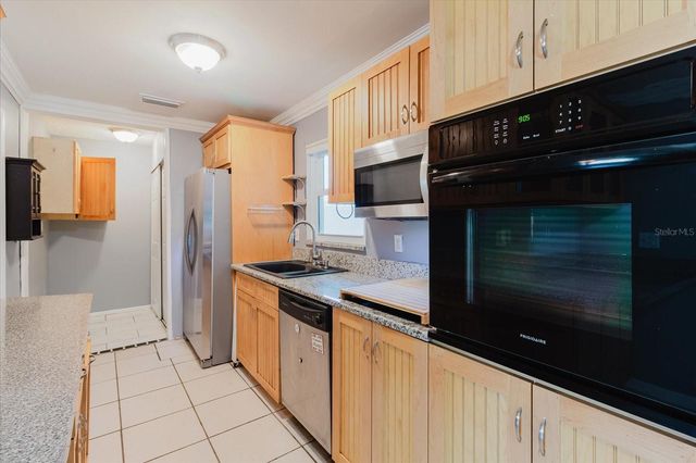 2009 PEPPERTREE COURT, Oldsmar, FL 34677