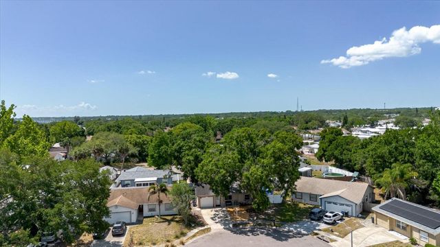 2009 PEPPERTREE COURT, Oldsmar, FL 34677