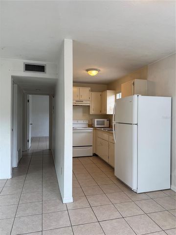 537 NW 30TH AVENUE, Gainesville, FL 32609