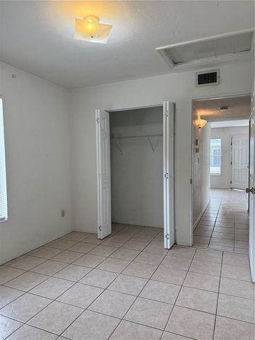 537 NW 30TH AVENUE, Gainesville, FL 32609