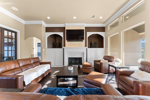 14 Darien Ct, Montgomery, TX 77356