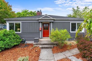 7915 34th Avenue SW, Seattle, WA 98126