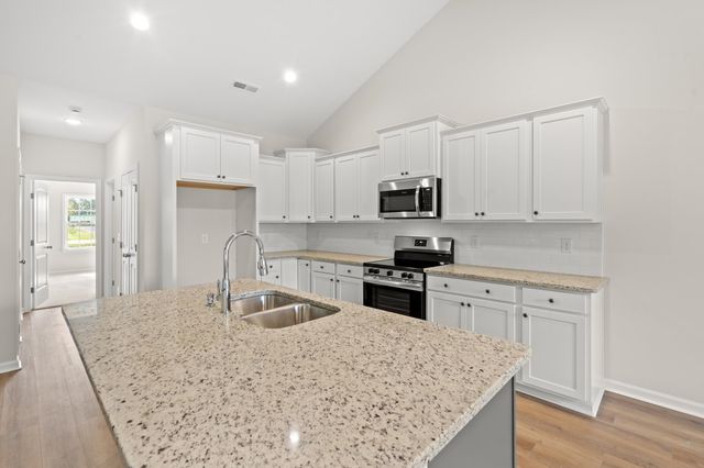 1246 Herman Rd., Loris, SC 29569