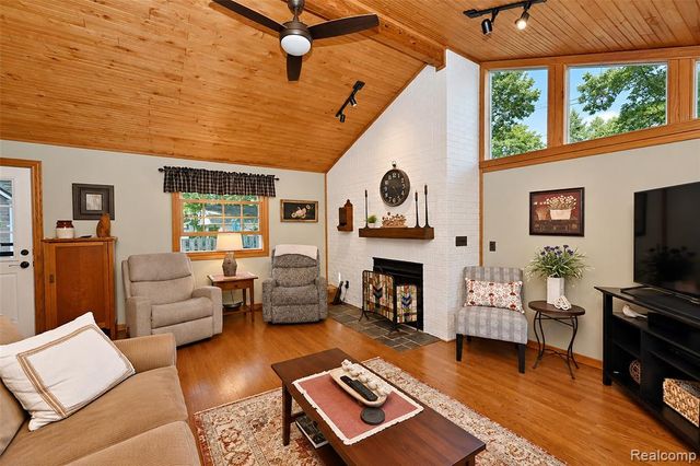 4187 Kenmore Road, Berkley, MI 48072