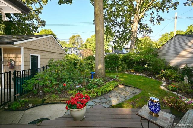 4187 Kenmore Road, Berkley, MI 48072