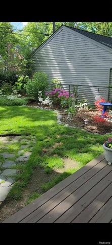 4187 Kenmore Road, Berkley, MI 48072